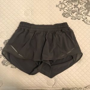Lululemon Hotty Hot Short